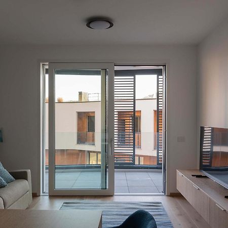 Serviced Apartments By Hotel De Charme Laveno Exterior photo