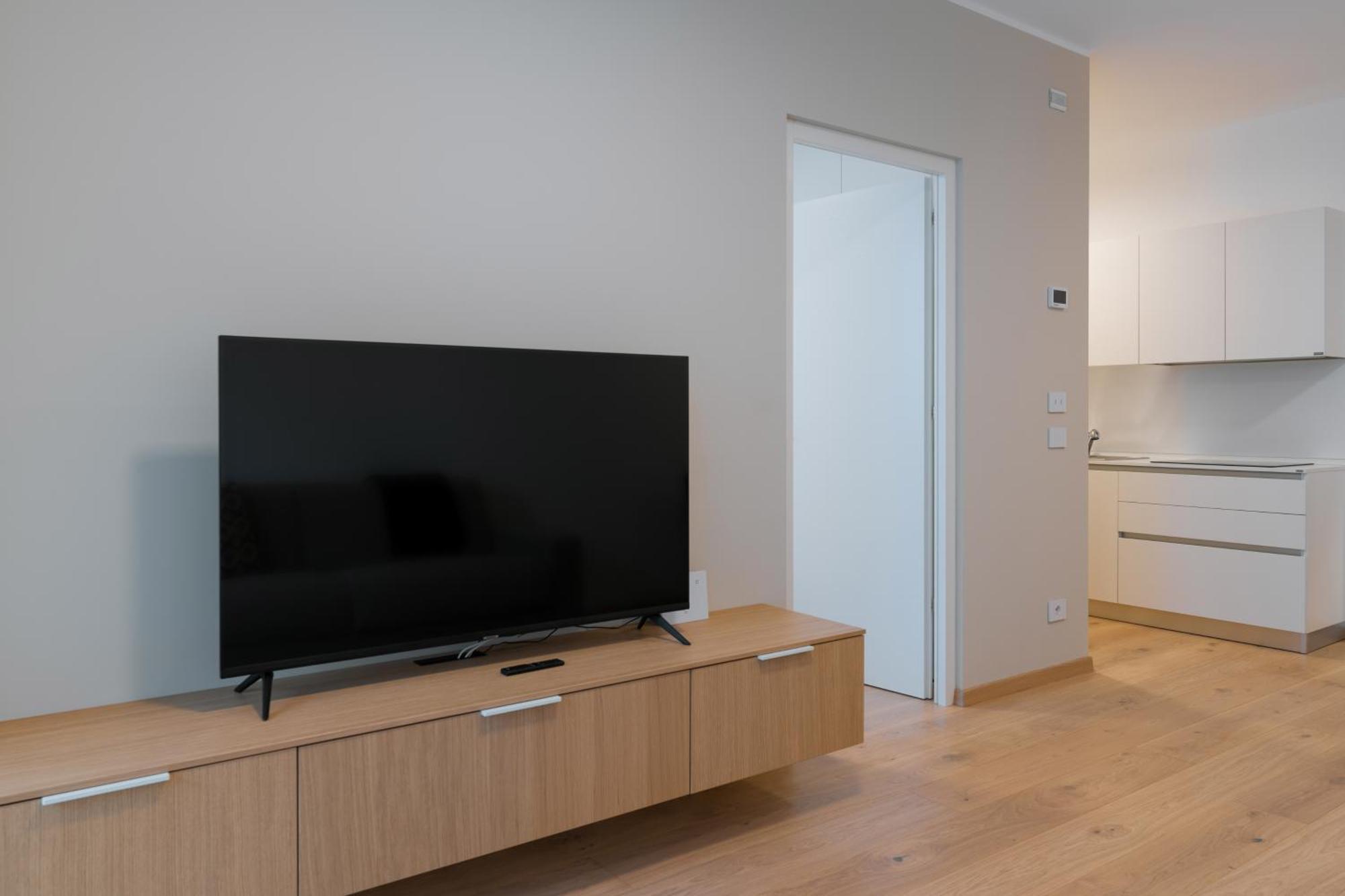 Serviced Apartments By Hotel De Charme Laveno Exterior photo