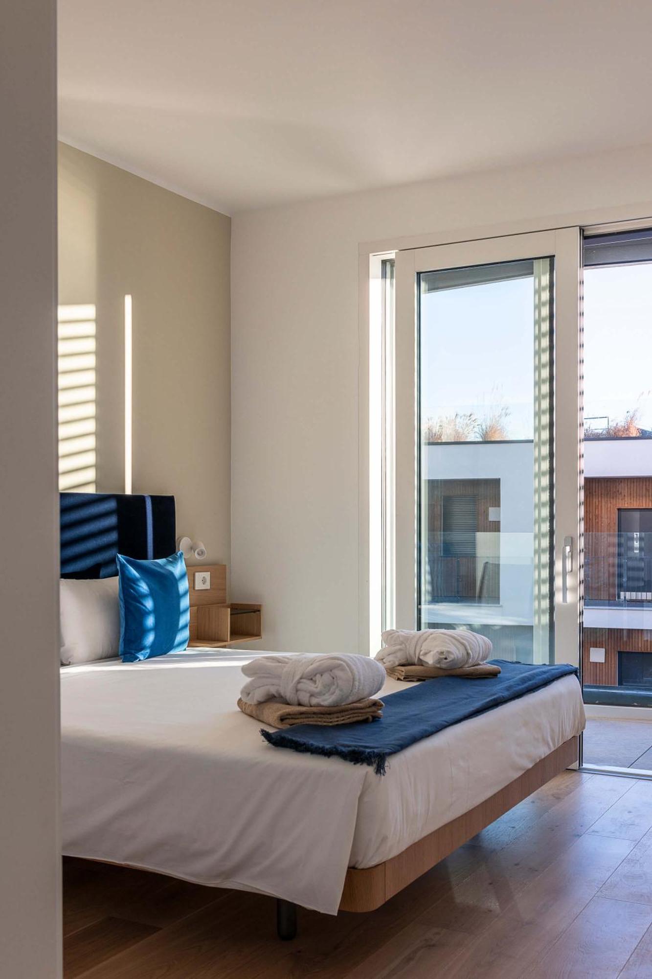 Serviced Apartments By Hotel De Charme Laveno Exterior photo