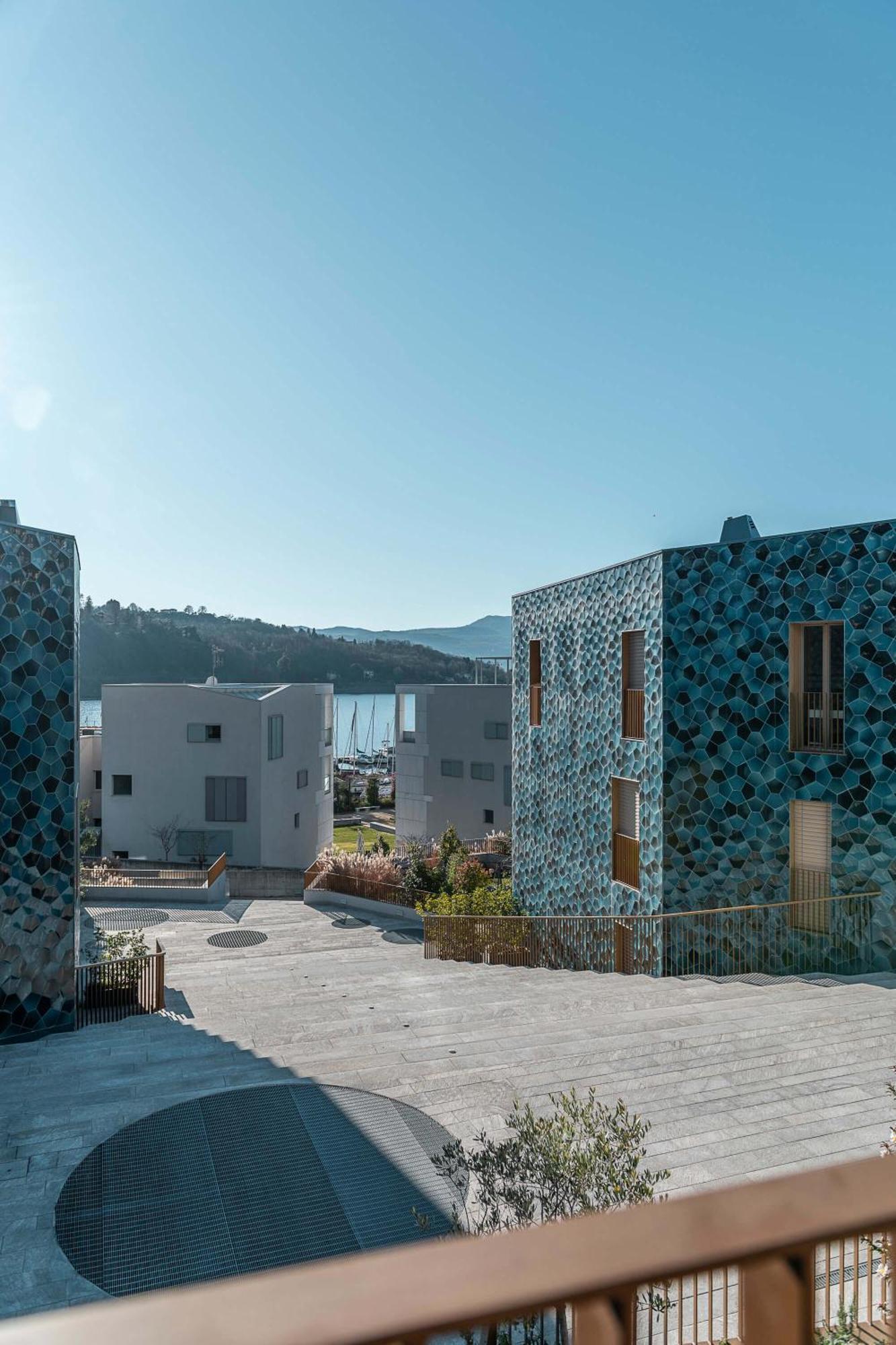 Serviced Apartments By Hotel De Charme Laveno Exterior photo